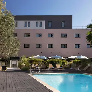 https://golden-tulip-marseille-airport-13127.aixenprovencehotels.org