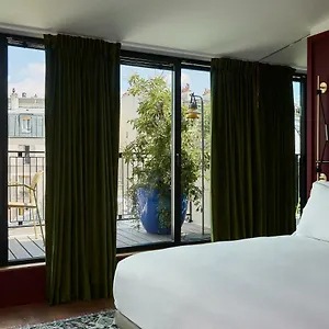 ***** Hotel Le Ballu Francia